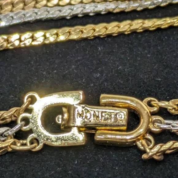 Vintage Signed MONET Gold Tone Flat Chain Triple Strand Bracelet - 7" Long - Picture 5 of 5
